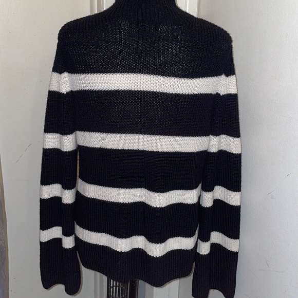 Beautiful Banana Republic black/cream fisherman’s sweater mock Turtle Neck SZ XS - Picture 4 of 6